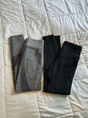 Women’s Black & Gray High-Waist Performance Leggings